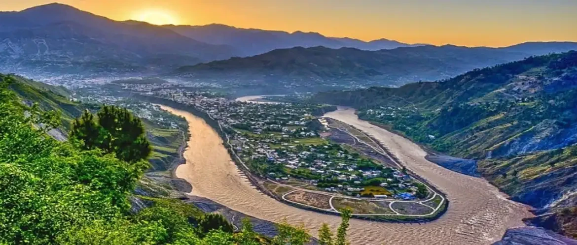 Unveiling the Beauty and Diversity of Pakistan